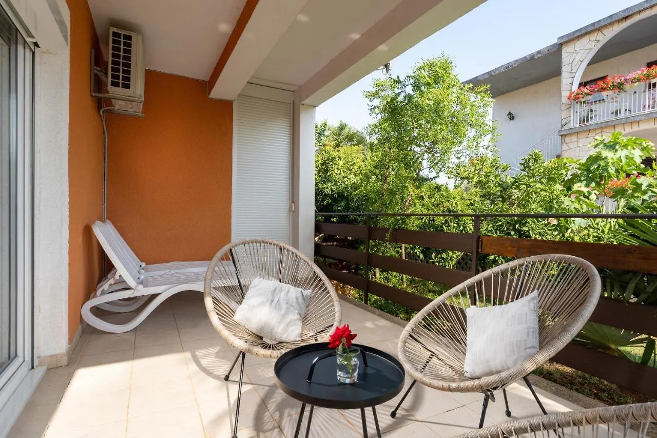 Apartment Kami Novigrad  Croatia